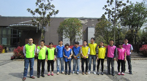 凯时KB88“跑男”相约尚湖烧烤